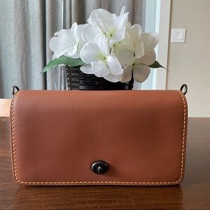 Coach Dinky - Saddle/Wine 1941